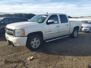 2011 Chevrolet Silverado 1500 LTZ with VIN 3GCPKTE35BG157549, listed as a Copart auction lot 86774775 with 239,101 mi miles and Clean title. Bid and sale history available at DreamBid. Image 1.