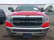 2023 Ram 1500 Big Horn z VIN 1C6SRFBT7PN620356, wystawiony jako IAAI lot #41892108 z przebiegiem 44 824 mil mil oraz . Historia ofert i sprzedaży dostępna na DreamBid. Obrazek 13.