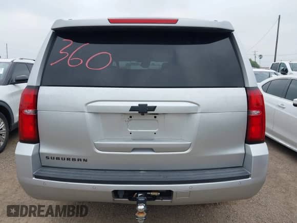 2020 Chevrolet Suburban LT с VIN 1GNSKHKC7LR246446, выставлен на аукционе IAAI как лот 41927833 с пробегом Не указан миль и . История ставок и продаж доступна на DreamBid. Изображение 16.