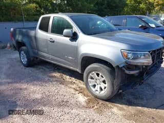 2021 Chevrolet Colorado 2WD LT z VIN 1GCHSCEA1M1232655, wystawiony jako IAAI lot #43217471 z przebiegiem 61 683 mil mil oraz . Historia ofert i sprzedaży dostępna na DreamBid. Obrazek 1.