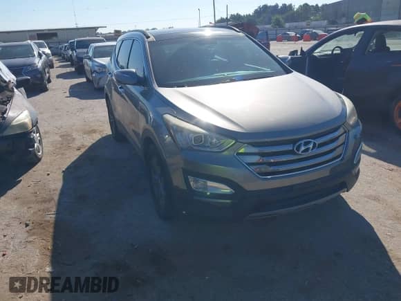 2014 Hyundai Santa Fe с VIN 5XYZU3LB7EG226712, выставлен на аукционе IAAI как лот 43331989 с пробегом 178 672 миль миль и . История ставок и продаж доступна на DreamBid. Изображение 1.