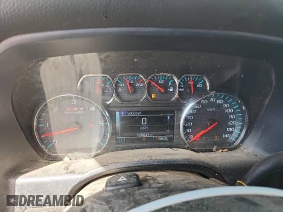 2018 Chevrolet Silverado 1500 LT z VIN 3GCUKREC4JG165419, wystawiony jako Copart lot #81507615 z przebiegiem 126 041 mil mil oraz Szkoda całkowita • Salvage title. Historia ofert i sprzedaży dostępna na DreamBid. Obrazek 9.