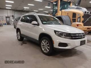 2017 Volkswagen Tiguan Wolfsburg Edition с VIN WVGRV7AX3HK000874, выставлен на аукционе IAAI как лот 41332583 с пробегом 27 921 миль миль и . История ставок и продаж доступна на DreamBid. Изображение 1.