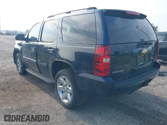 2007 Chevrolet Tahoe LT с VIN 1GNFK13007J276700, выставлен на аукционе IAAI как лот 42748948 с пробегом Не указан миль и . История ставок и продаж доступна на DreamBid. Изображение 3.