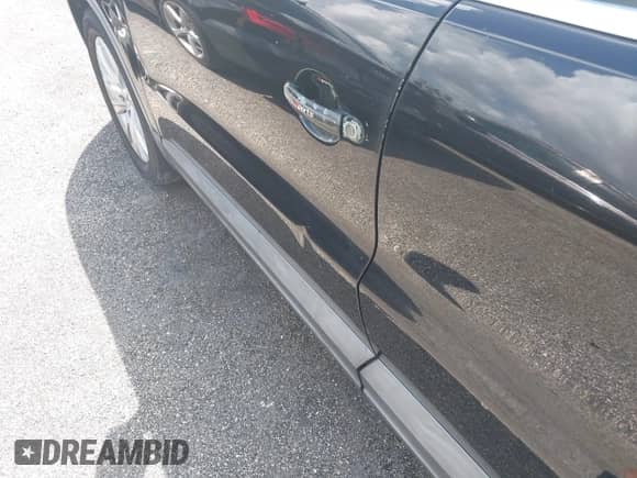 2009 Volkswagen Tiguan S с VIN WVGAV75N09W512818, выставлен на аукционе IAAI как лот 42711792 с пробегом 141 129 миль миль и . История ставок и продаж доступна на DreamBid. Изображение 12.