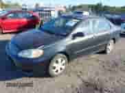 2004 Toyota Corolla CE z VIN 1NXBR32E94Z222166, wystawiony jako IAAI lot #43389737 z przebiegiem 249 184 mil mil oraz . Historia ofert i sprzedaży dostępna na DreamBid. Obrazek 2.