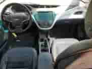 2020 Chevrolet Bolt EV Premier с VIN 1G1FZ6S08L4139492, выставлен на аукционе Copart как лот 65241035 с пробегом Не указан миль и Списание • Salvage title. История ставок и продаж доступна на DreamBid. Изображение 8.