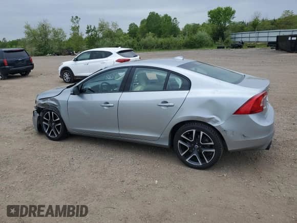 2018 Volvo S60 Dynamic с VIN YV140MTL4J2453391, выставлен на аукционе Copart как лот 57876055 с пробегом 49 978 миль миль и Списание • Salvage title. История ставок и продаж доступна на DreamBid. Изображение 2.