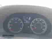 2013 Hyundai Accent GLS z VIN KMHCT4AE2DU317648, wystawiony jako IAAI lot #42934017 z przebiegiem 172 717 mil mil oraz . Historia ofert i sprzedaży dostępna na DreamBid. Obrazek 7.