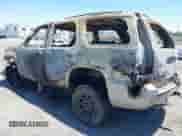 2007 Chevrolet Tahoe LTZ z VIN 1GNFC13037J103489, wystawiony jako IAAI lot #41560438 z przebiegiem Nie podano mil oraz . Historia ofert i sprzedaży dostępna na DreamBid. Obrazek 3.