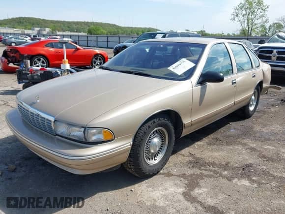 1996 Chevrolet Caprice 1SA Special Value with VIN 1G1BL52P9TR190980, listed as a IAAI auction lot 42019775 with 135,432 mi miles and . Bid and sale history available at DreamBid. Image 2.