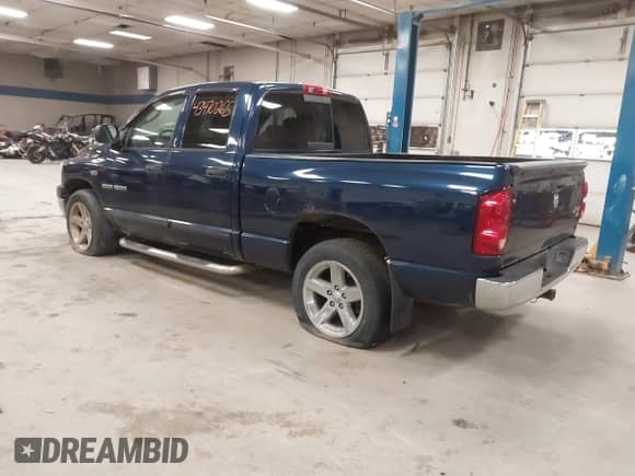 2007 Dodge 1500 SLT with VIN 1D7HU18257S143274, listed as a IAAI auction lot 43470265 with 130,396 mi miles and . Bid and sale history available at DreamBid. Image 3.