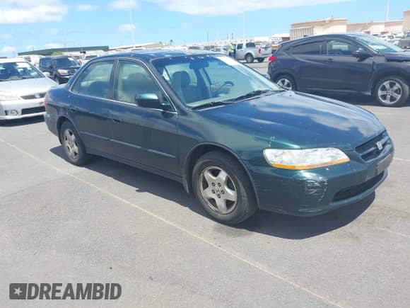 1999 Honda Accord EX with VIN 1HGCG1657XA026473, listed as a IAAI auction lot 42500576 with 112,480 mi miles and . Bid and sale history available at DreamBid. Image 1.