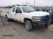 2011 Chevrolet Silverado 2500HD LT с VIN 1GC2KXCG7BZ370008, выставлен на аукционе IAAI как лот 41236319 с пробегом 299 790 миль миль и . История ставок и продаж доступна на DreamBid. Изображение 1.