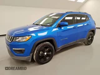 2021 Jeep Compass Latitude z VIN 3C4NJCBB9MT508205, wystawiony jako Copart lot #84909055 z przebiegiem 86 466 mil mil oraz Czysty tytuł • Clean title. Historia ofert i sprzedaży dostępna na DreamBid. Obrazek 1.