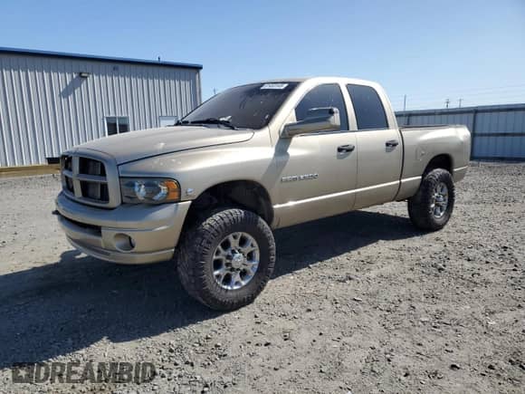 2004 Dodge 2500 SLT z VIN 3D7KU28C14G234615, wystawiony jako Copart lot #61453145 z przebiegiem 289 052 mil mil oraz Szkoda całkowita • Salvage title. Historia ofert i sprzedaży dostępna na DreamBid. Obrazek 1.