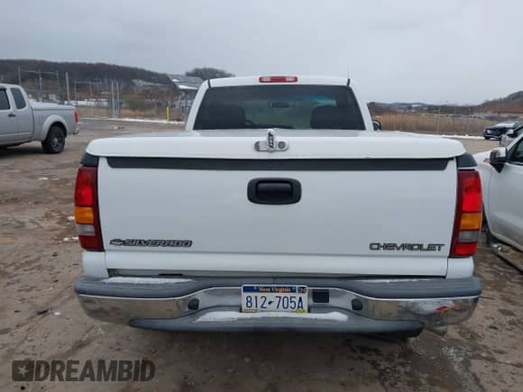 1999 Chevrolet Silverado 1500 LS with VIN 1GCEK14T2XZ125789, listed as a IAAI auction lot 40958507 with 178,496 mi miles and . Bid and sale history available at DreamBid. Image 17.