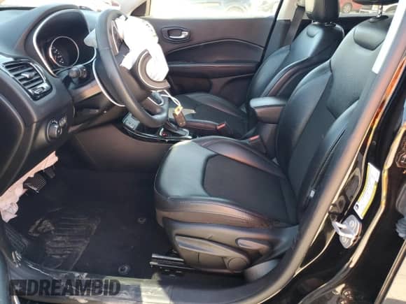 2021 Jeep Compass Latitude z VIN 3C4NJCBB2MT589869, wystawiony jako Copart lot #77095944 z przebiegiem 65 195 mil mil oraz Szkoda całkowita • Salvage title. Historia ofert i sprzedaży dostępna na DreamBid. Obrazek 7.