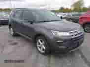 2018 Ford Explorer XLT z VIN 1FM5K7DH7JGA40847, wystawiony jako IAAI lot #43525561 z przebiegiem 85 342 mil mil oraz . Historia ofert i sprzedaży dostępna na DreamBid. Obrazek 1.