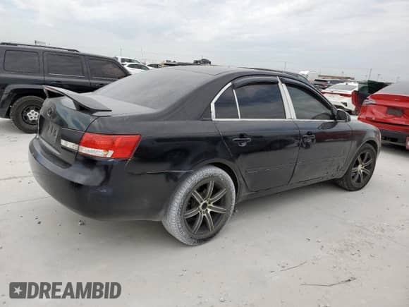 2006 Hyundai Sonata GL z VIN KMHET46C66A114122, wystawiony jako Copart lot #67100165 z przebiegiem 193 918 mil mil oraz Szkoda całkowita • Salvage title. Historia ofert i sprzedaży dostępna na DreamBid. Obrazek 3.