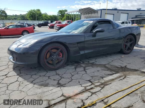 2012 Chevrolet Corvette 3LT with VIN 1G1YG2DW5C5104556, listed as a Copart auction lot 58728085 with 113,567 mi miles and Salvage title. Bid and sale history available at DreamBid. Image 1.