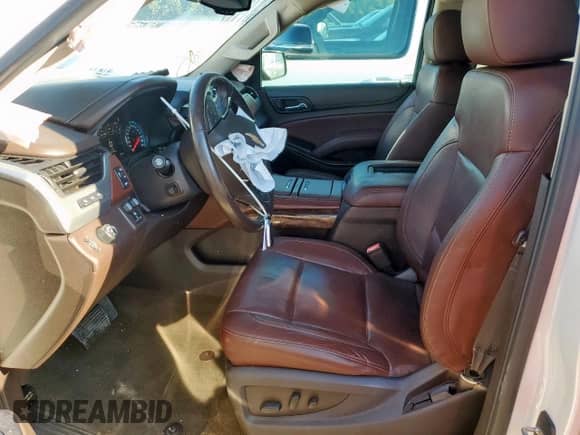 2016 Chevrolet Tahoe LTZ с VIN 1GNSCCKC5GR136811, выставлен на аукционе Copart как лот 70662485 с пробегом 142 782 миль миль и Списание • Salvage title. История ставок и продаж доступна на DreamBid. Изображение 7.