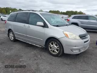 2004 Toyota Sienna XLE z VIN 5TDZA22C54S035854, wystawiony jako IAAI lot #43419164 z przebiegiem 220 412 mil mil oraz . Historia ofert i sprzedaży dostępna na DreamBid. Obrazek 1.