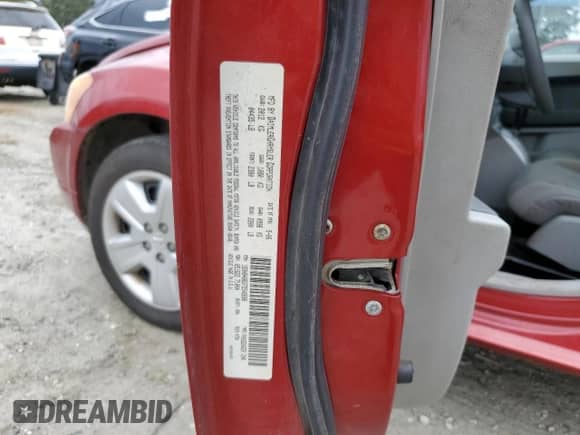 2007 Dodge Caliber SXT с VIN 1B3HB48B37D542689, выставлен на аукционе Copart как лот 71133764 с пробегом 140 976 миль миль и Списание • Salvage title. История ставок и продаж доступна на DreamBid. Изображение 12.