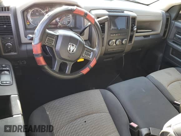 2012 Ram 1500 Express с VIN 3C6JD6AT6CG117531, выставлен на аукционе Copart как лот 84792925 с пробегом 204 542 миль миль и На запчасти • Non repairable. История ставок и продаж доступна на DreamBid. Изображение 8.