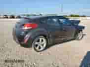 2015 Hyundai Veloster z VIN KMHTC6AD4FU245065, wystawiony jako Copart lot #68655815 z przebiegiem 120 922 mil mil oraz Szkoda całkowita • Salvage title. Historia ofert i sprzedaży dostępna na DreamBid. Obrazek 3.