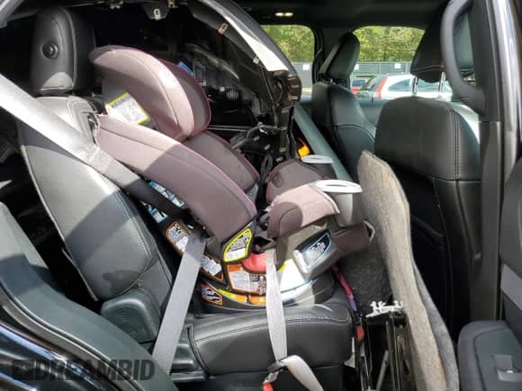 2018 Ford Explorer Limited с VIN 1FM5K8F80JGC64545, выставлен на аукционе Copart как лот 82271405 с пробегом 115 253 миль миль и Списание • Salvage title. История ставок и продаж доступна на DreamBid. Изображение 11.