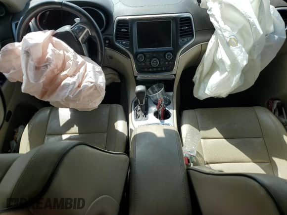 2017 Jeep Grand Cherokee Overland with VIN 1C4RJFCG4HC654896, listed as a Copart auction lot 69584085 with Not provided miles and Salvage title. Bid and sale history available at DreamBid. Image 8.
