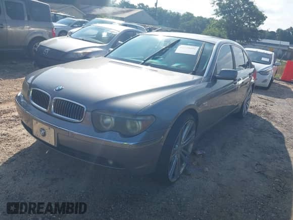 2003 BMW 7 Series 745Li with VIN WBAGN63403DR09724, listed as a IAAI auction lot 42739491 with 179,639 mi miles and . Bid and sale history available at DreamBid. Image 2.