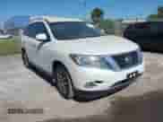 2015 Nissan Pathfinder SL z VIN 5N1AR2MN1FC608088, wystawiony jako IAAI lot #42050710 z przebiegiem 102 532 mil mil oraz . Historia ofert i sprzedaży dostępna na DreamBid. Obrazek 1.