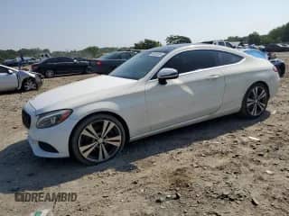 2017 Mercedes-Benz C 300 с VIN WDDWJ4JB9HF417033, выставлен на аукционе Copart как лот 65981655 с пробегом 125 029 миль миль и Списание • Salvage title. История ставок и продаж доступна на DreamBid. Изображение 1.