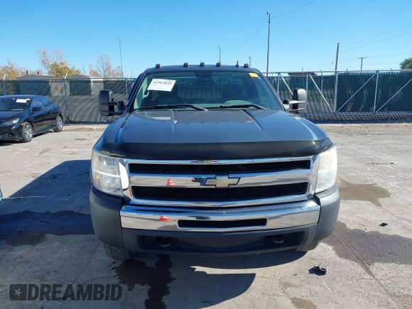 2009 Chevrolet Silverado 1500 Work Truck с VIN 1GCEK14X39Z100440, выставлен на аукционе IAAI как лот 43563820 с пробегом 105 583 миль миль и . История ставок и продаж доступна на DreamBid. Изображение 12.