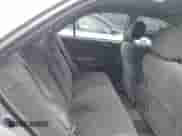 2005 Toyota Camry XLE z VIN 4T1BE32K05U043372, wystawiony jako IAAI lot #43552159 z przebiegiem 190 676 mil mil oraz . Historia ofert i sprzedaży dostępna na DreamBid. Obrazek 8.