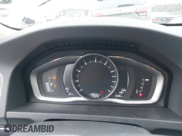 2017 Volvo S60 Inscription с VIN LYV402HKXHB148240, выставлен на аукционе IAAI как лот 41618292 с пробегом 77 870 миль миль и . История ставок и продаж доступна на DreamBid. Изображение 7.