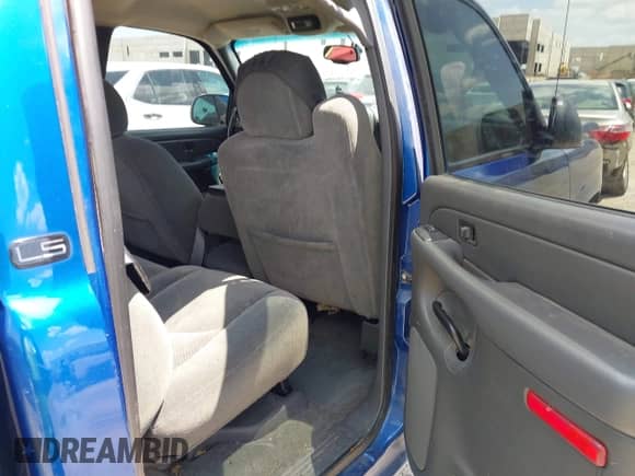 2004 Chevrolet Silverado 1500 LT z VIN 2GCEC13T341410407, wystawiony jako IAAI lot #42690198 z przebiegiem 190 891 mil mil oraz . Historia ofert i sprzedaży dostępna na DreamBid. Obrazek 8.