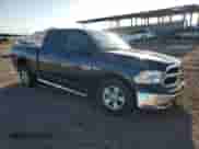 2020 Ram 1500 SLT z VIN 1C6RR7TT8LS129275, wystawiony jako Copart lot #59635405 z przebiegiem 110 890 mil mil oraz Szkoda całkowita • Salvage title. Historia ofert i sprzedaży dostępna na DreamBid. Obrazek 4.