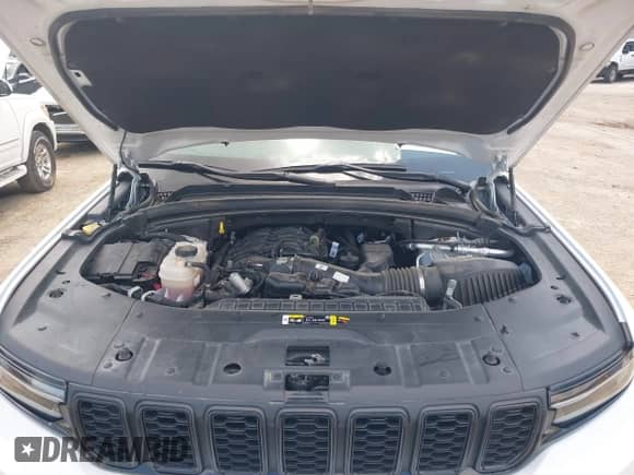 2022 Jeep Grand Cherokee Altitude с VIN 1C4RJKAGXN8504527, выставлен на аукционе IAAI как лот 42561886 с пробегом Не указан миль и . История ставок и продаж доступна на DreamBid. Изображение 10.