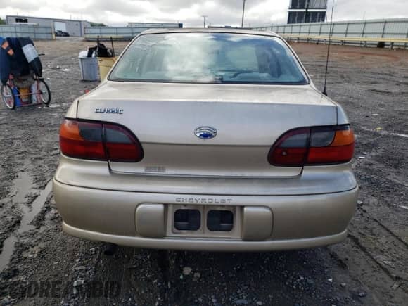 2004 Chevrolet Malibu Classic с VIN 1G1ND52F64M552828, выставлен на аукционе Copart как лот 72160454 с пробегом 67 190 миль миль и Списание • Salvage title. История ставок и продаж доступна на DreamBid. Изображение 6.