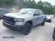 2025 Ram 1500 Rebel z VIN 1C6SRFLP3SN574597, wystawiony jako IAAI lot #42865040 z przebiegiem 35 346 mil mil oraz . Historia ofert i sprzedaży dostępna na DreamBid. Obrazek 2.