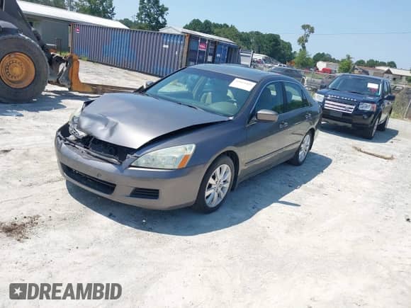 2006 Honda Accord EX-L z VIN 1HGCM66536A063539, wystawiony jako IAAI lot #43019401 z przebiegiem 218 679 mil mil oraz . Historia ofert i sprzedaży dostępna na DreamBid. Obrazek 2.