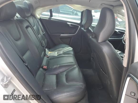 2015 Volvo S60 T5 Platinum с VIN YV1612TM7F1343807, выставлен на аукционе Copart как лот 59295665 с пробегом 123 733 миль миль и На запчасти • Non repairable. История ставок и продаж доступна на DreamBid. Изображение 10.