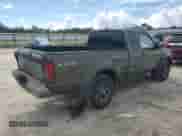 2003 Nissan Frontier XE z VIN 1N6ED26T23C452359, wystawiony jako Copart lot #70995355 z przebiegiem 168 490 mil mil oraz Szkoda całkowita • Salvage title. Historia ofert i sprzedaży dostępna na DreamBid. Obrazek 3.