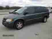 2003 Dodge Caravan z VIN 2D8GT44L33R261992, wystawiony jako Copart lot #81063924 z przebiegiem 243 545 mil mil oraz Czysty tytuł • Clean title. Historia ofert i sprzedaży dostępna na DreamBid. Obrazek 1.