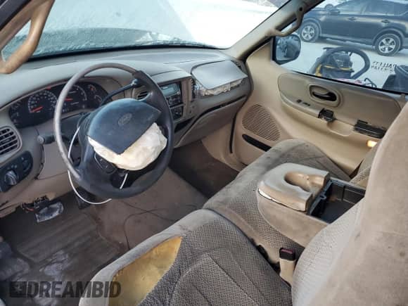 2000 Ford F-150 XL z VIN 1FTRX17LXYKA21088, wystawiony jako Copart lot #81915715 z przebiegiem Nie podano mil oraz Szkoda całkowita • Salvage title. Historia ofert i sprzedaży dostępna na DreamBid. Obrazek 8.