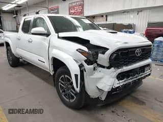 2024 Toyota Tacoma SR5 with VIN 3TMLB5FNXRM023237, listed as a IAAI auction lot 43162178 with 5,914 mi miles and . Bid and sale history available at DreamBid. Image 1.