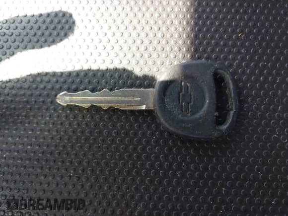 2007 Chevrolet Silverado 1500 LS с VIN 2GCEK13V271122242, выставлен на аукционе IAAI как лот 43086896 с пробегом 171 535 миль миль и . История ставок и продаж доступна на DreamBid. Изображение 11.